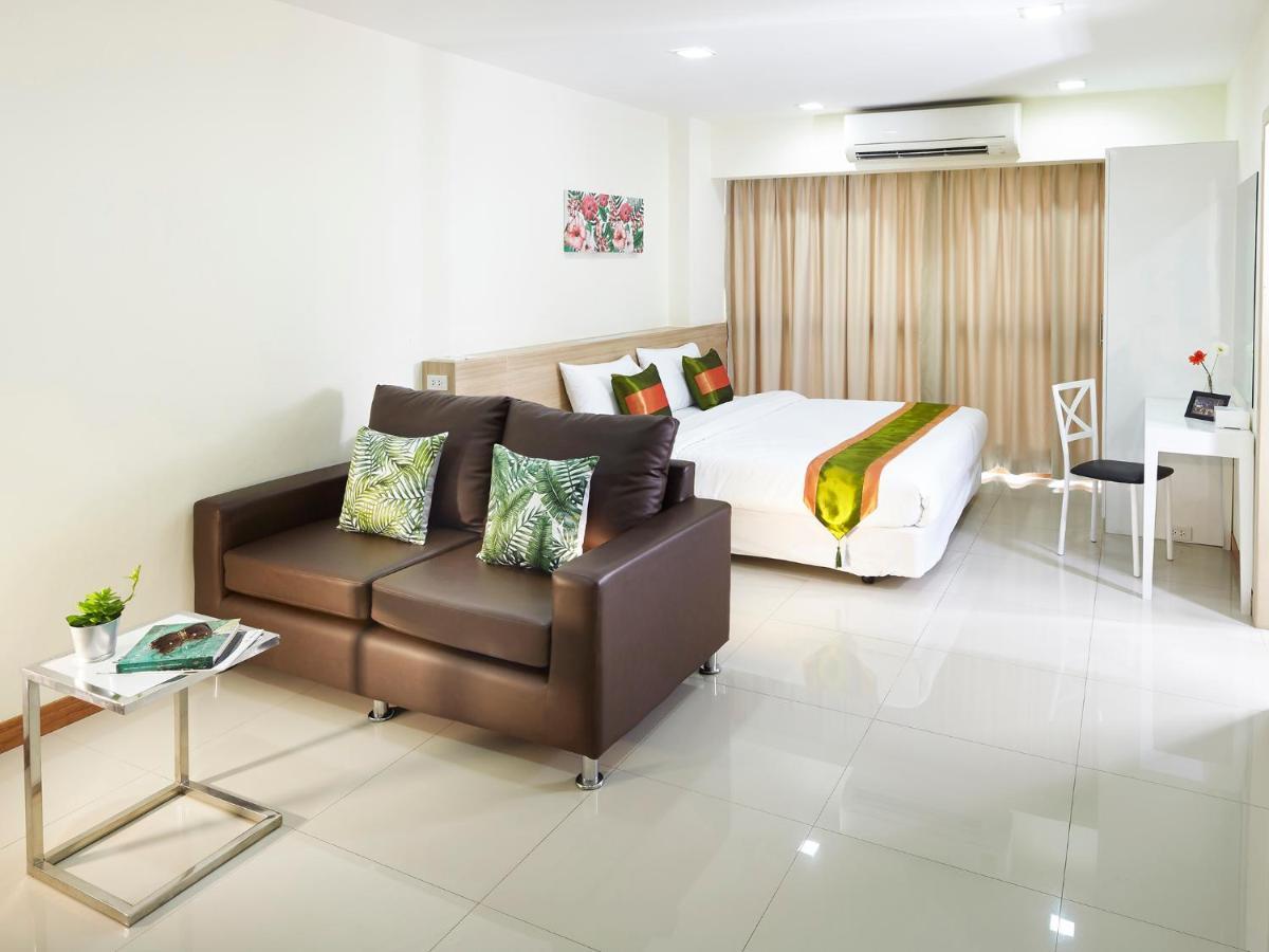 The Plimplace Hotel Bangkok Esterno foto